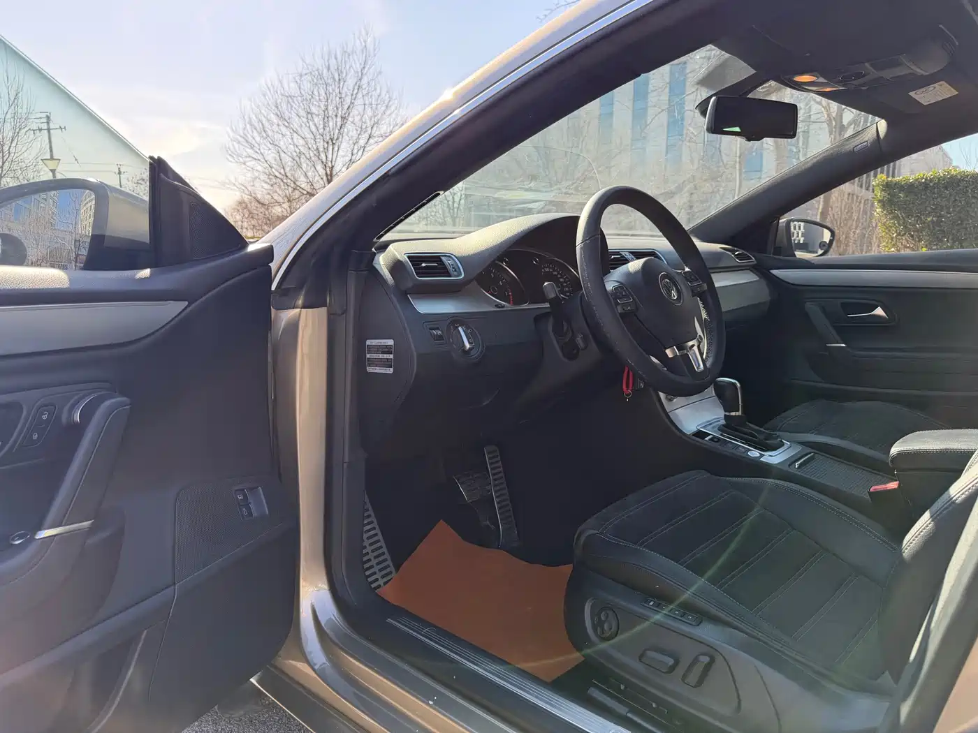 Volkswagen FAW-Volkswagen CC 2016 Model 1.8TSI Luxury фото 18