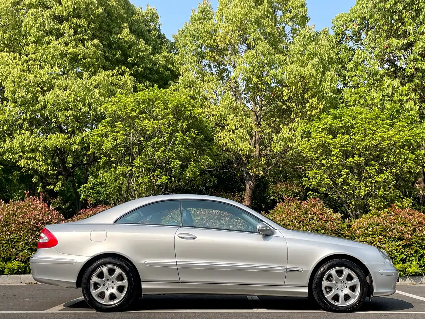 Mercedes-Benz CLK-Class 2004 CLK 240 Coupe фото 6