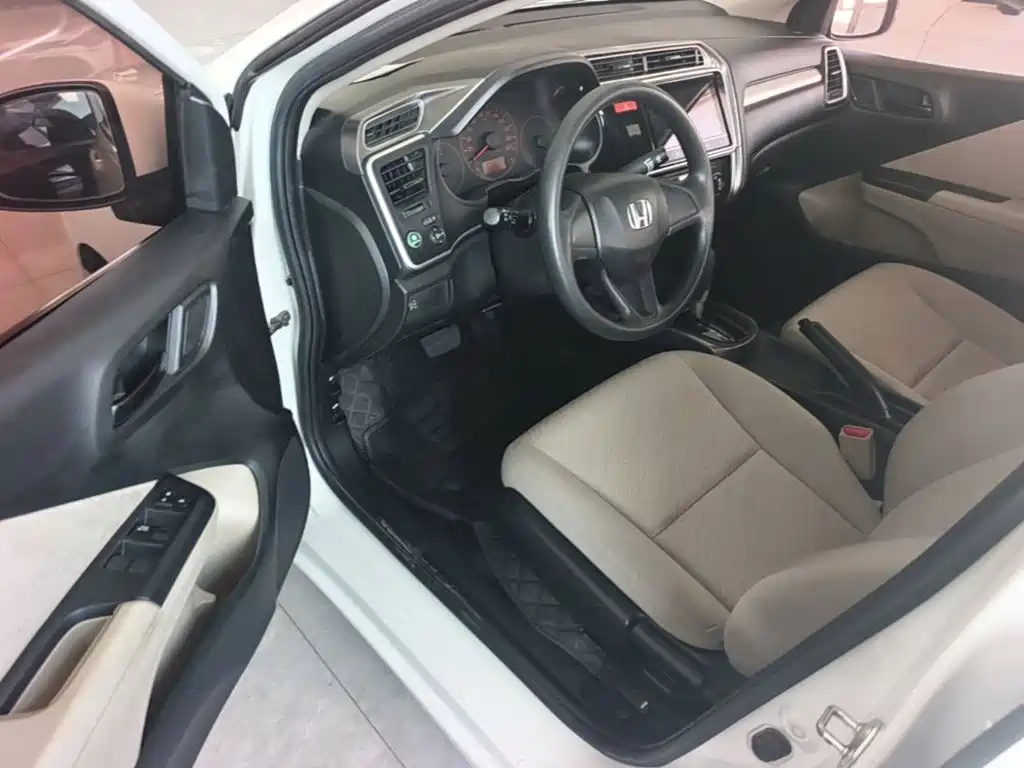 Honda Greiz 2018 2016 1.5L CVT Classic Edition