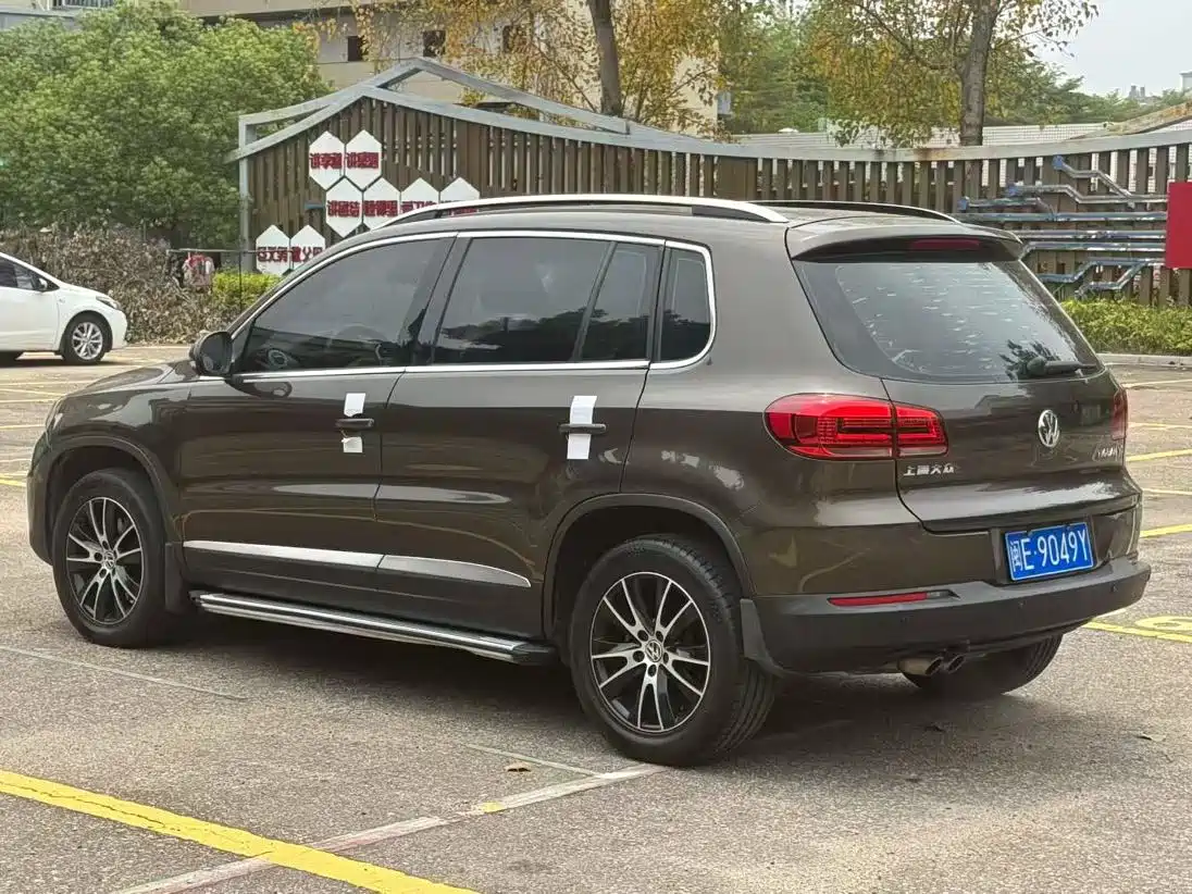 Volkswagen Tiguan 2013 1.8TSI Automatic 2WD Luxury Model фото 8