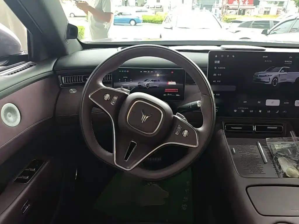 Voyah Auto VOYAH FREE 2026 2025 FREE+ 4WD Qiankun Edition