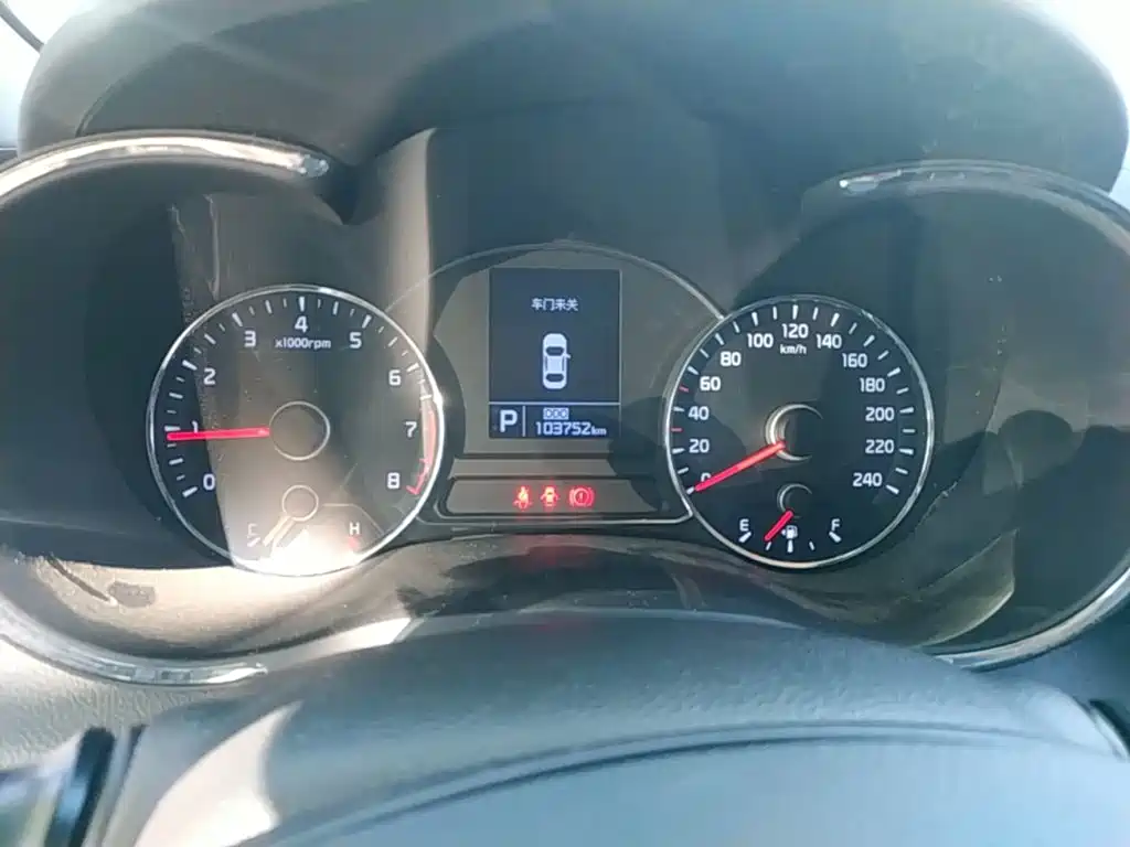 Kia K3S 2014 2014 1.6L Automatic GL