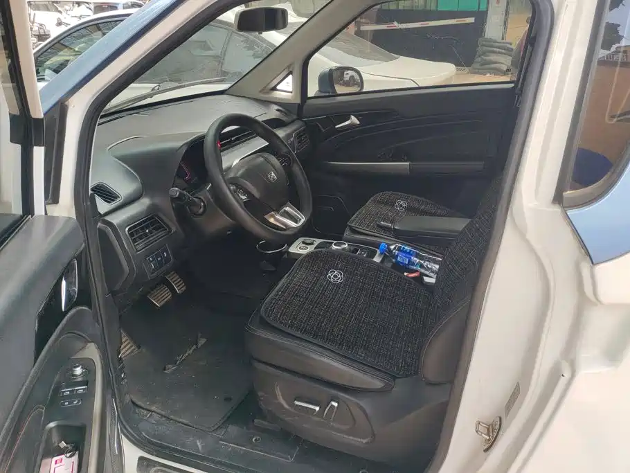 Zotye E200 2018 2016 3-Door 2-Seater Tech Edition