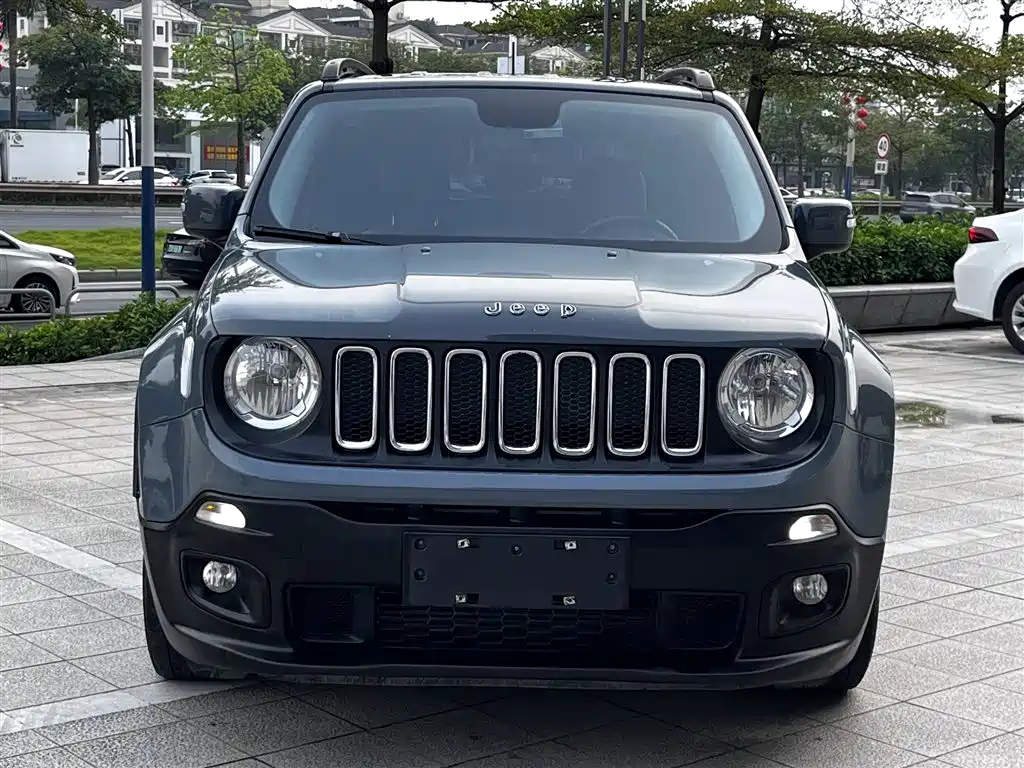 Jeep Renegade 2017 2016 1.4T Automatic Kinetic Edition