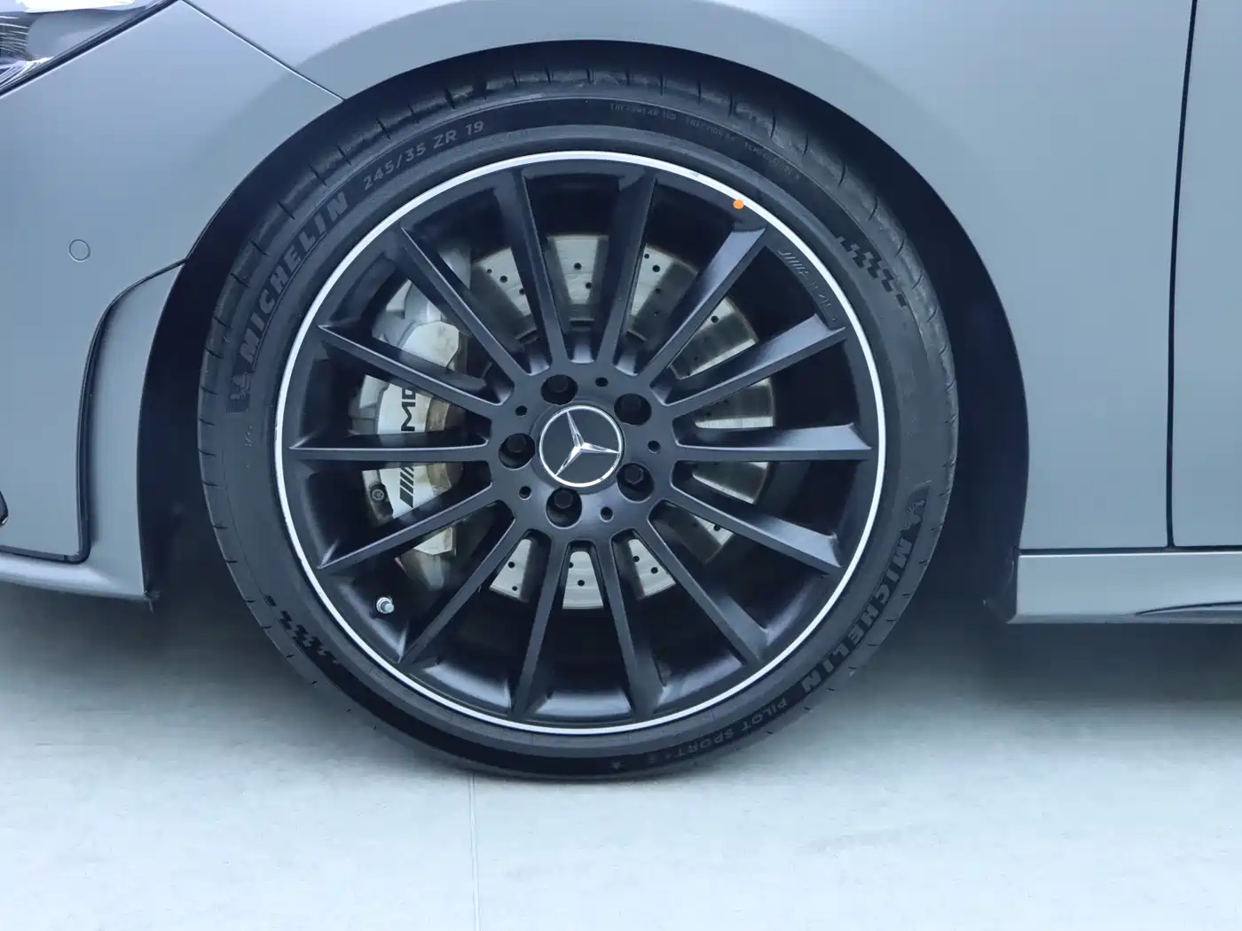 MERCEDES-BENZ CLA AMG