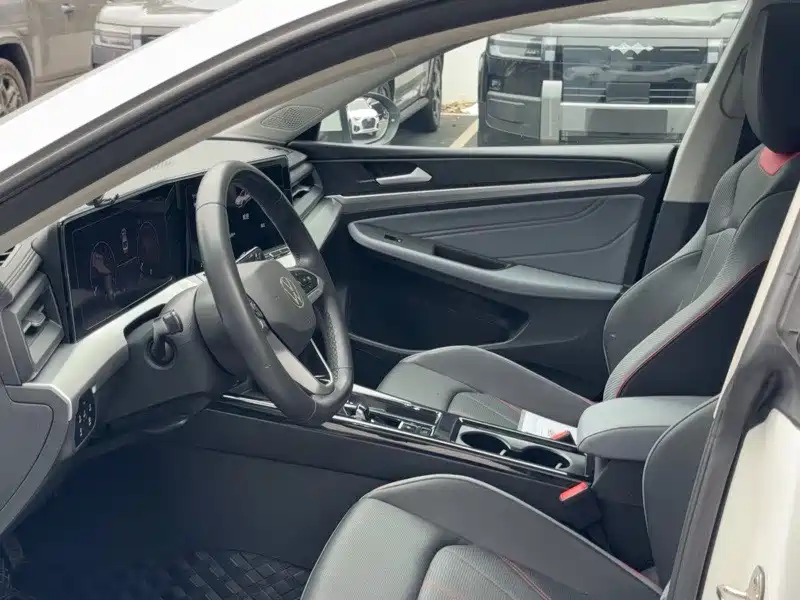 Volkswagen Lamando 2023 Lamando L 280TSI DSG Spicy Edition фото 4