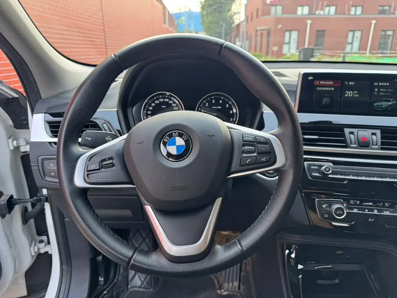 BMW X2 (Import) 2019 2019 sDrive25i Leading M Off-Road Package China VI