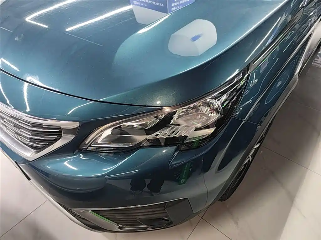 Peugeot 5008 2017 380THP 5-Seat Elite Edition фото 24