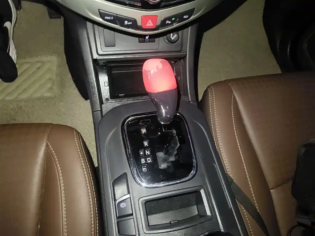 BYD S7 2015 2.0T Upgrade Automatic Flagship фото 14