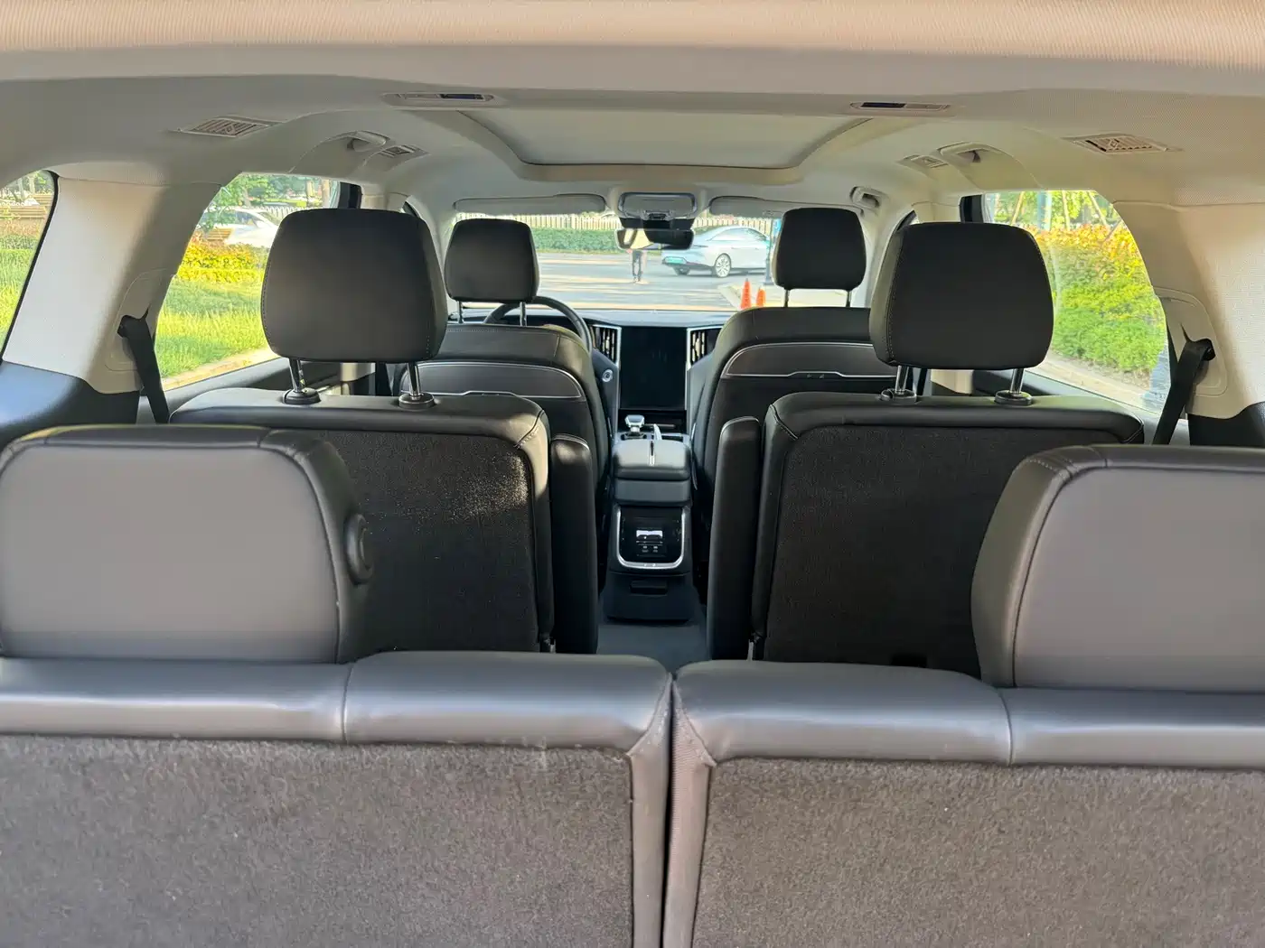 Hongqi HS7 PHEV 2024 2024 2.0T PHEV 4WD Flagship Edition 6-seater
