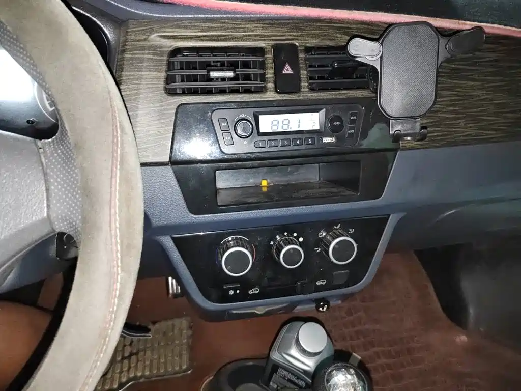 Jinbei Little Sea Lion X30 2016 2013 Model 1.3L Comfort
