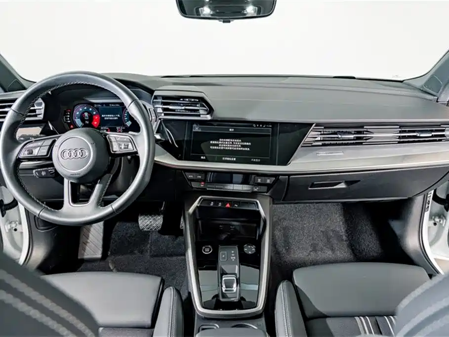 Audi A3 2024 Model A3L Limousine 35 TFSI Fashion Sport фото 11