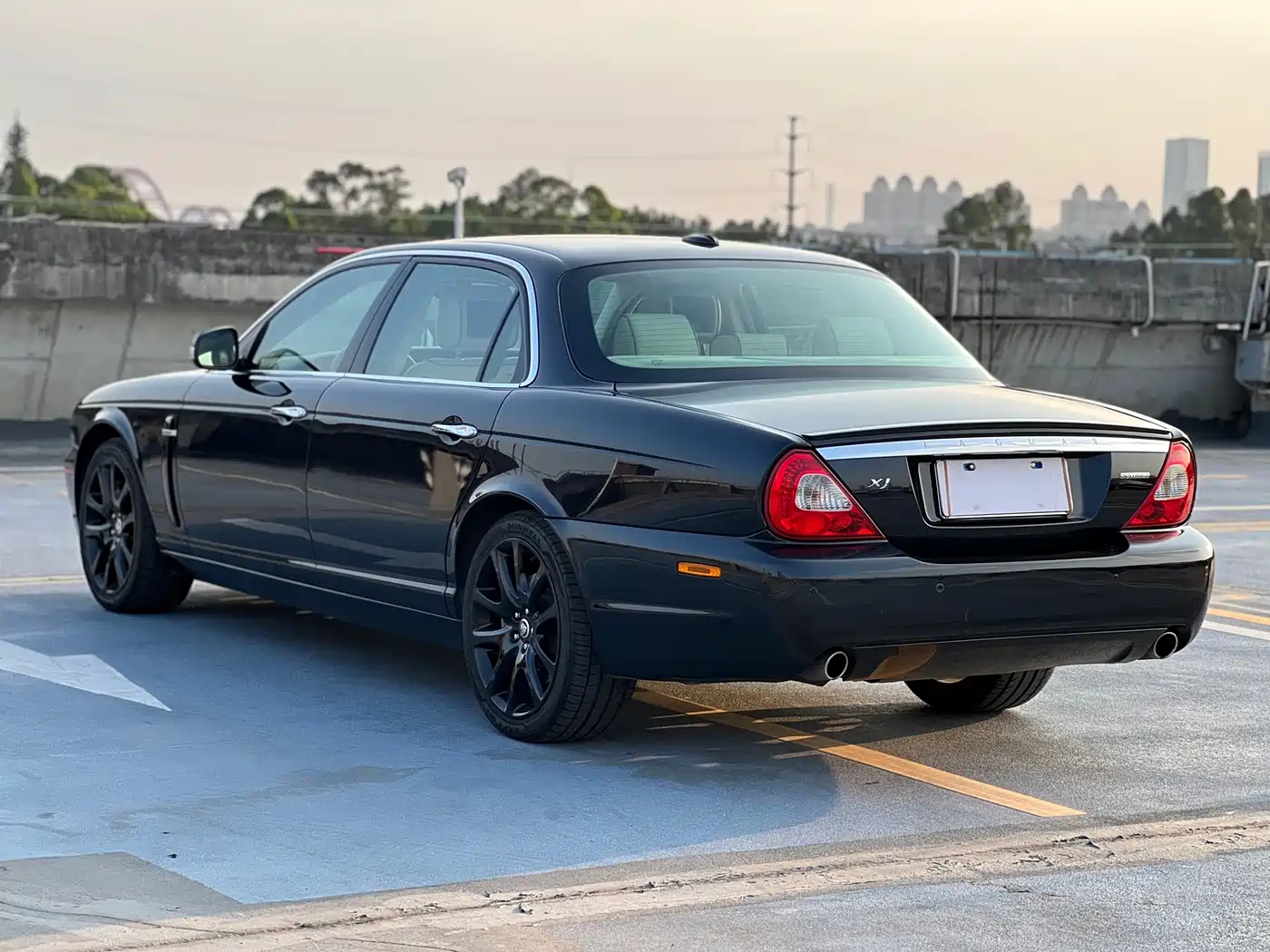 Jaguar XJ 2009 2007 Model XJ6L 3.0 Royal Long Wheelbase