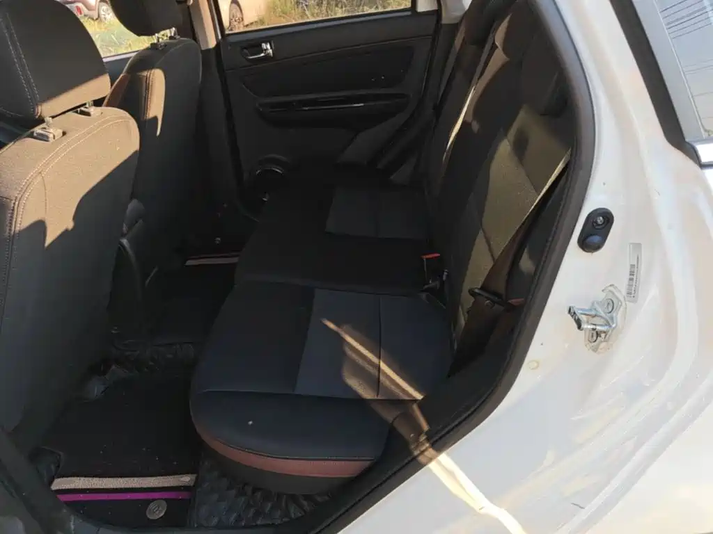 BAIC Changhe Q25 2019 2017 1.5L Automatic Smart Edition
