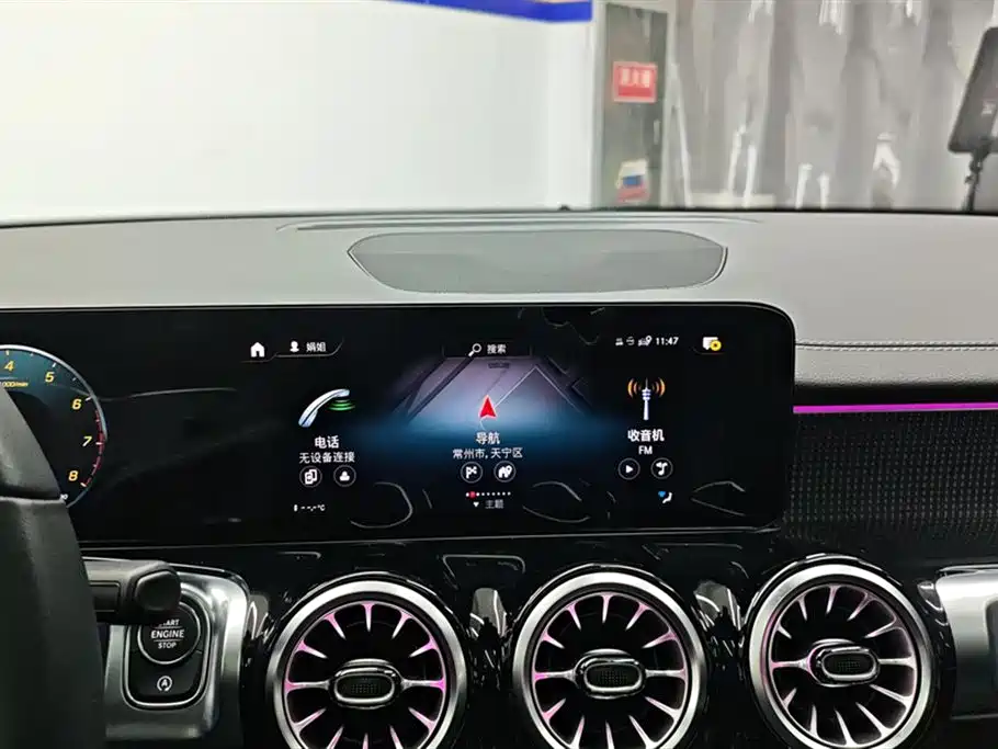 Mercedes-Benz GLB 2023 GLB 220 Dynamic фото 13