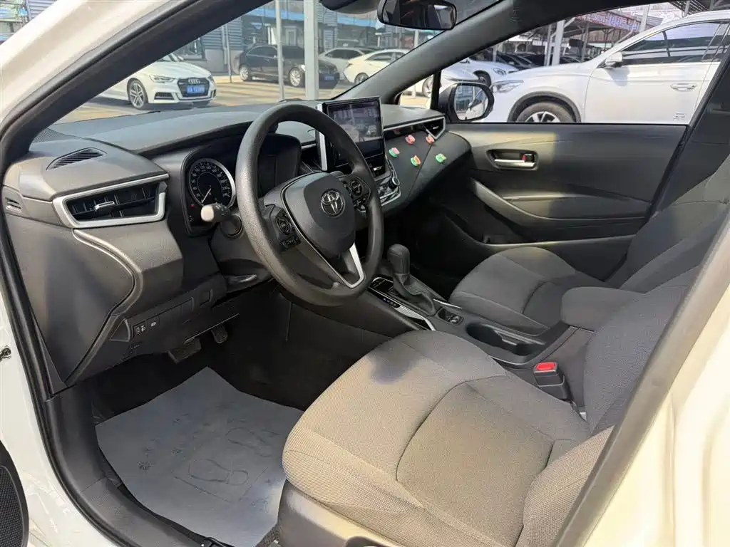 Toyota Levin 2022 185T CVT Luxury Edition фото 4