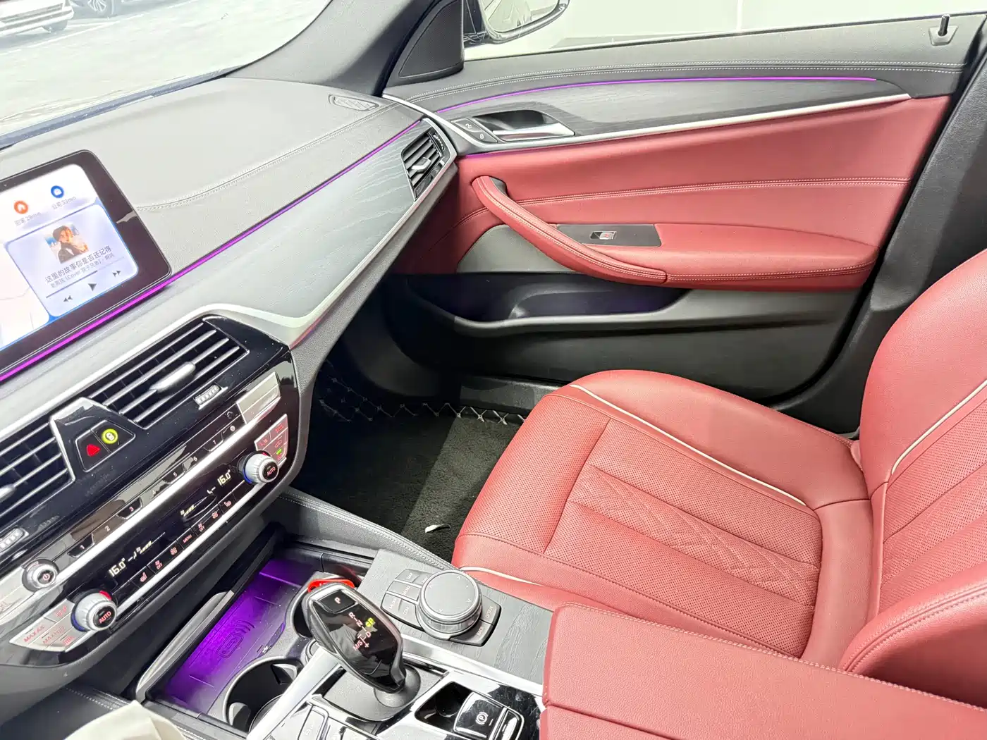 BMW 5 Series 2022 530Li Leading M Sport Package фото 8