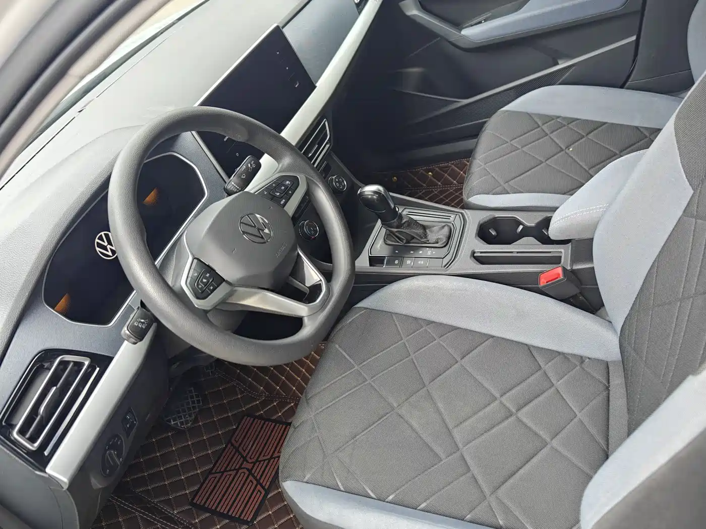Volkswagen Lavida 2023 1.5L Auto Delight Edition фото 4