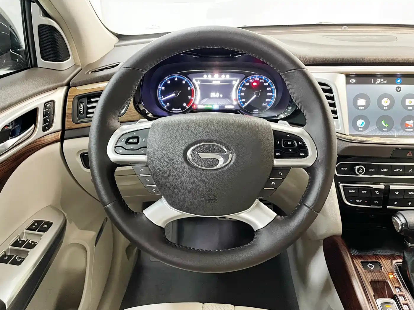 GAC Trumpchi Trumpchi GS8 2017 2017 320T 2WD Luxury Smart Connect (7-seater)