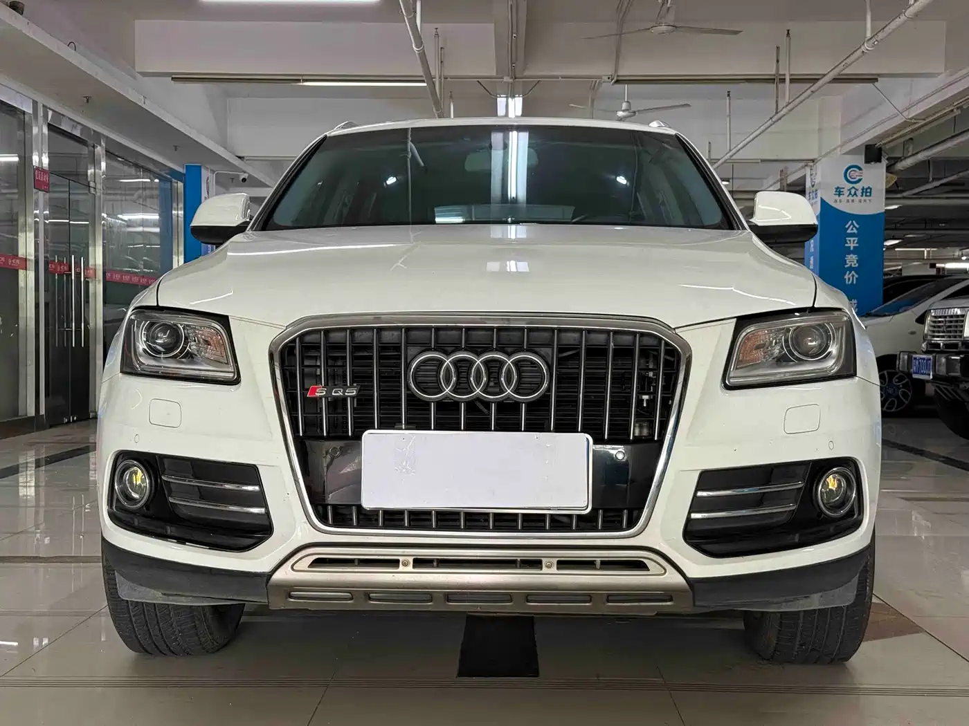 Audi Q5 2015 40 TFSI Technology фото 2