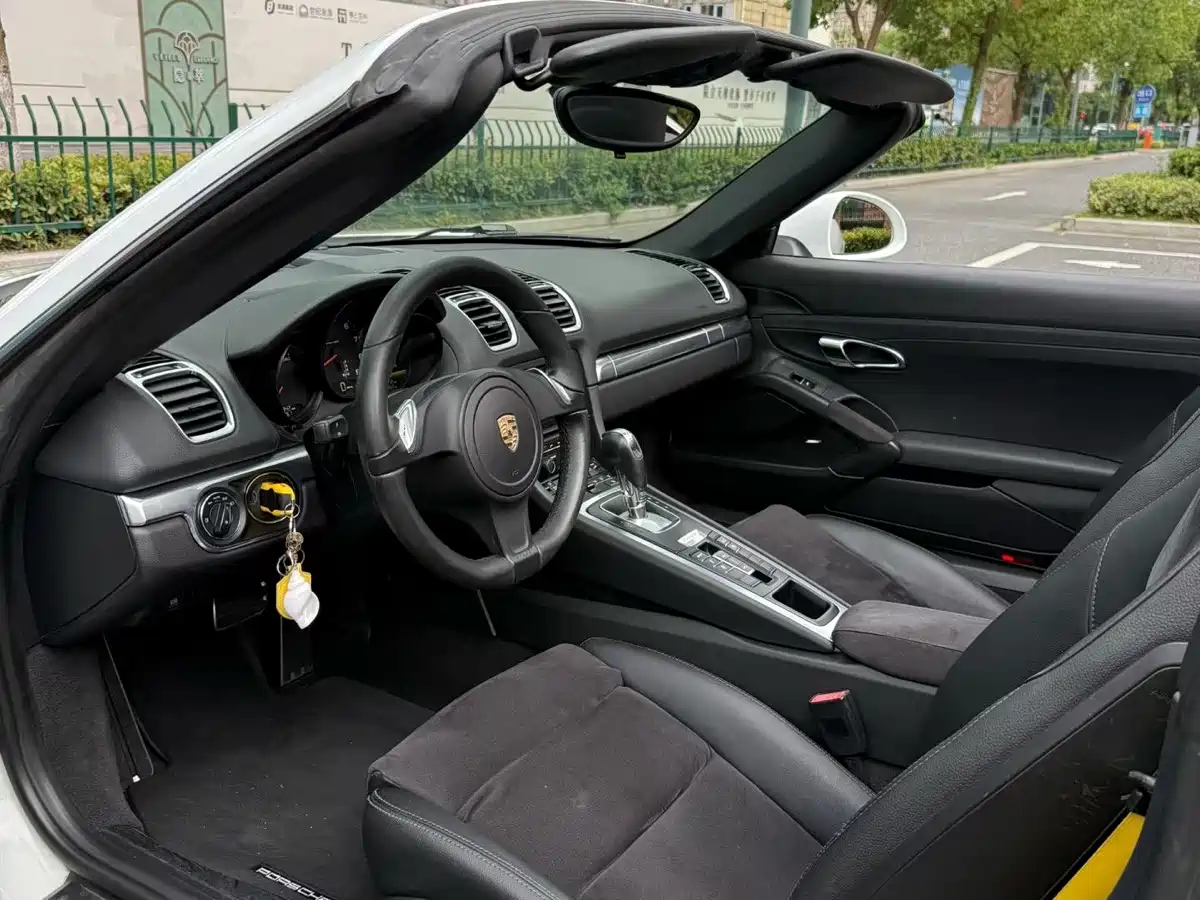 Porsche Boxster 2013 2013 Boxster 2.7L