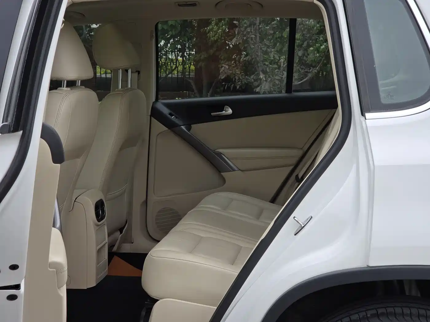 Volkswagen Tiguan 2012 1.8TSI Automatic 4WD Elite Edition фото 20
