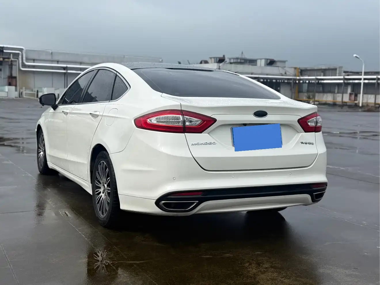 Фото 4 - Ford Mondeo