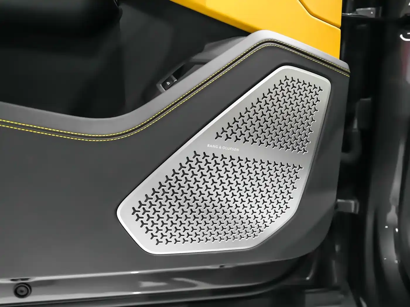 Lamborghini Urus 2023 4.0T V8 S фото 16