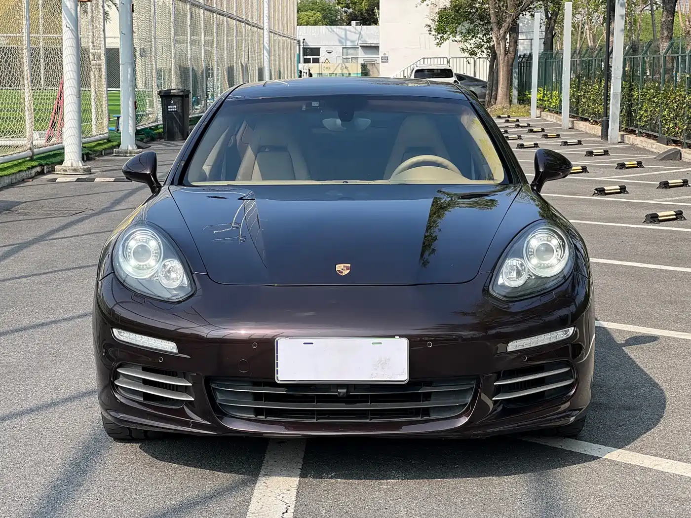 Porsche Panamera 2014 Panamera 4 Executive 3.0T фото 2