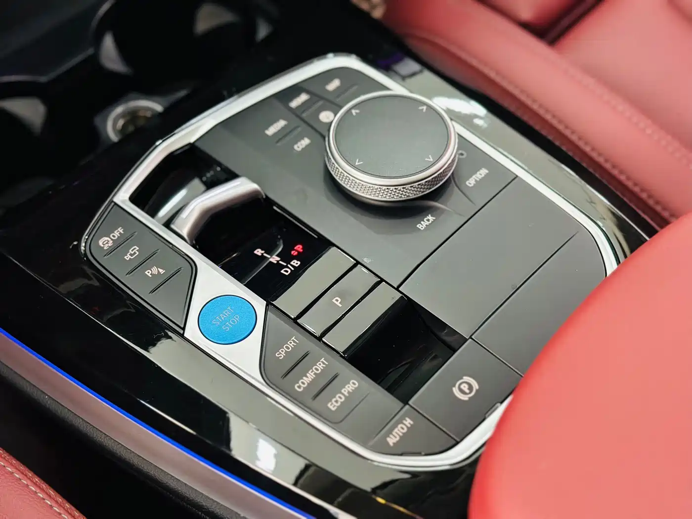 BMW iX3 2025 2024 Innovation Leader