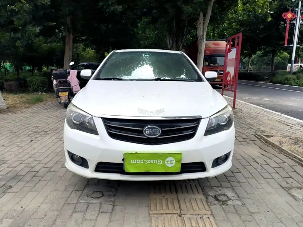 BYD L3 2015 2012 1.5L Manual Premium