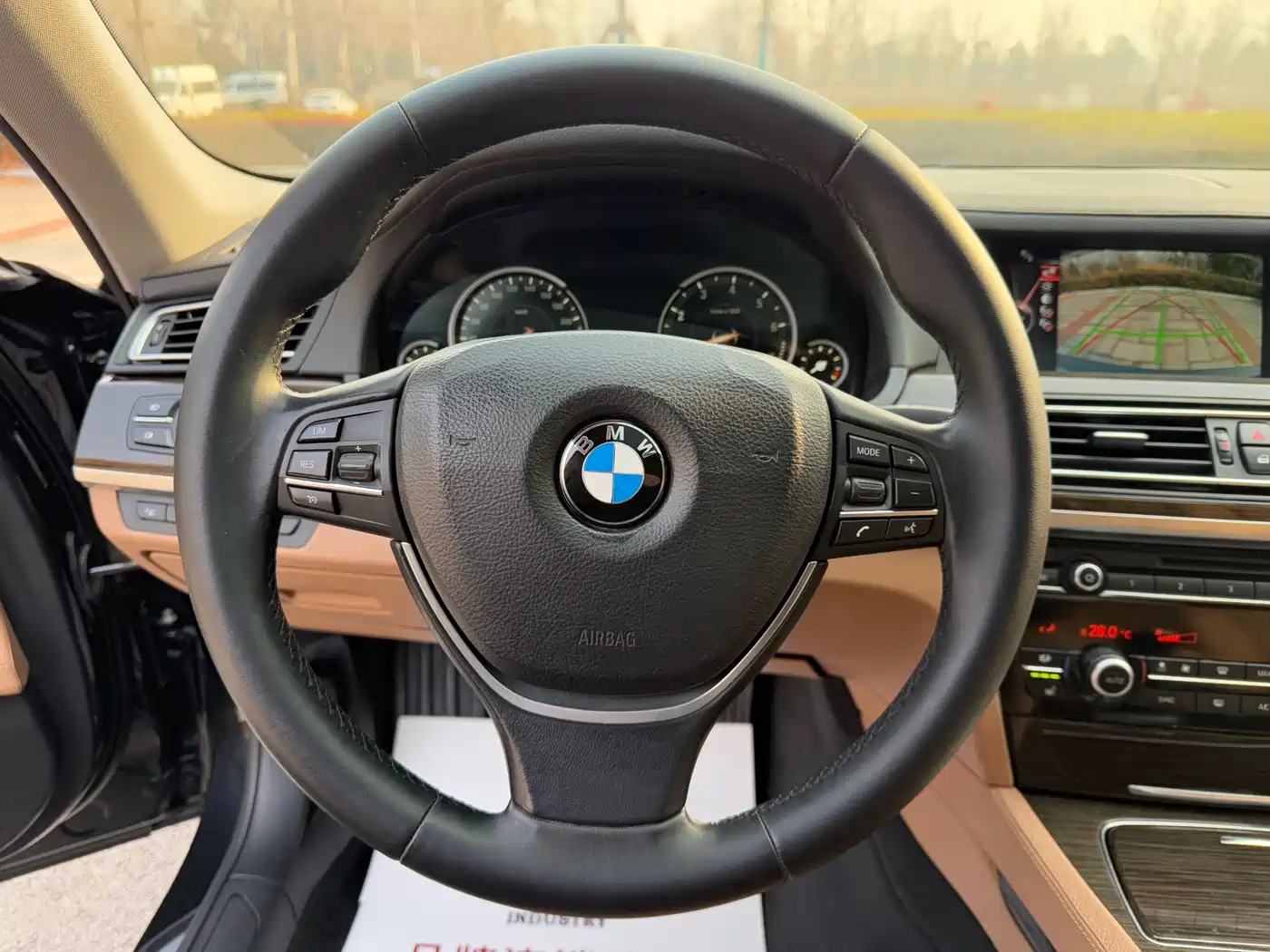 BMW 7 Series 2014 730Li Premium фото 10