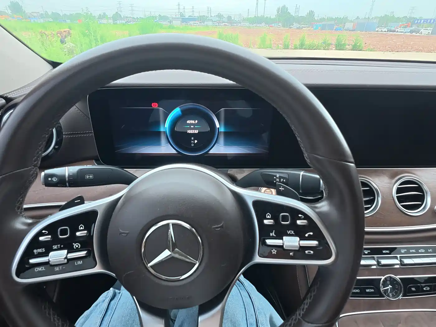 Mercedes-Benz E-Class 2019 Facelift E 300 L Luxury фото 18