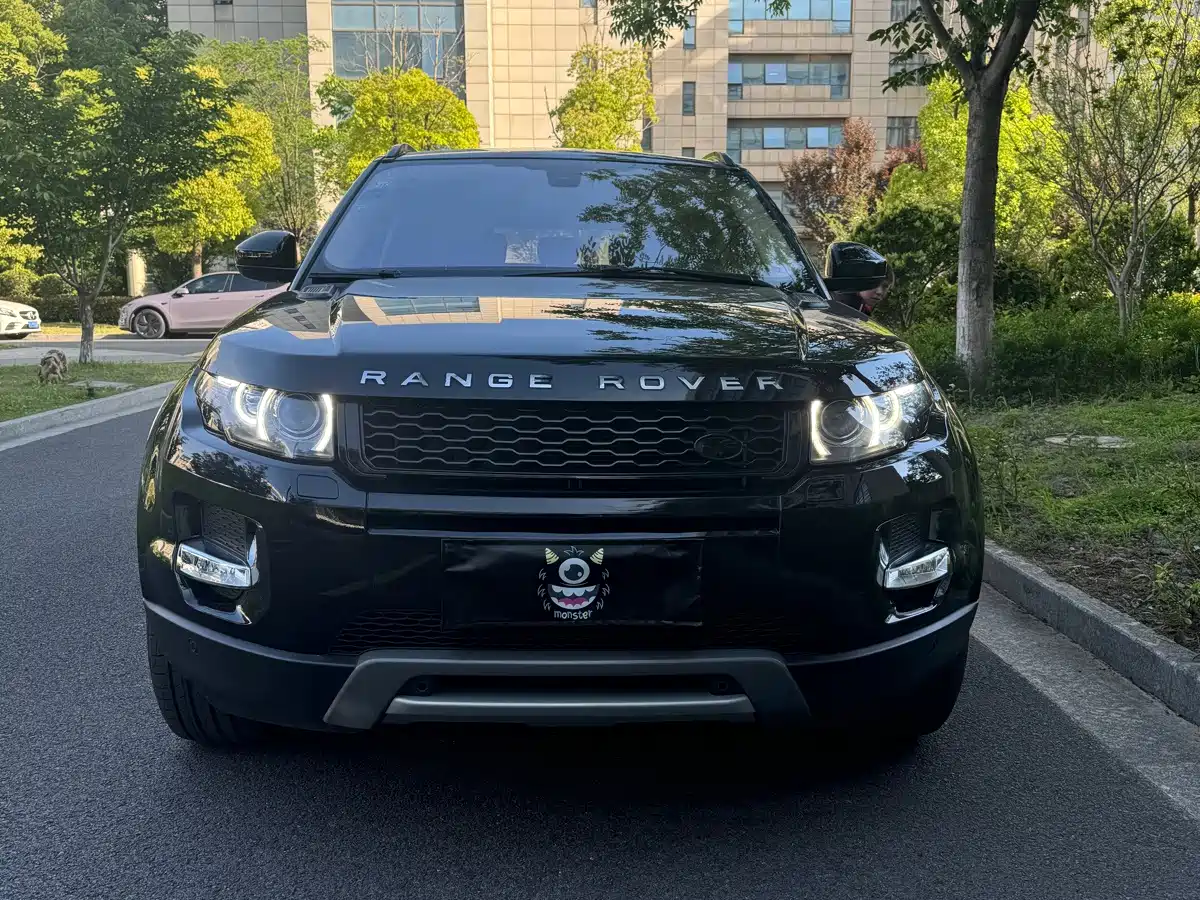 Фото 2 - Land Rover Range Rover Evoque