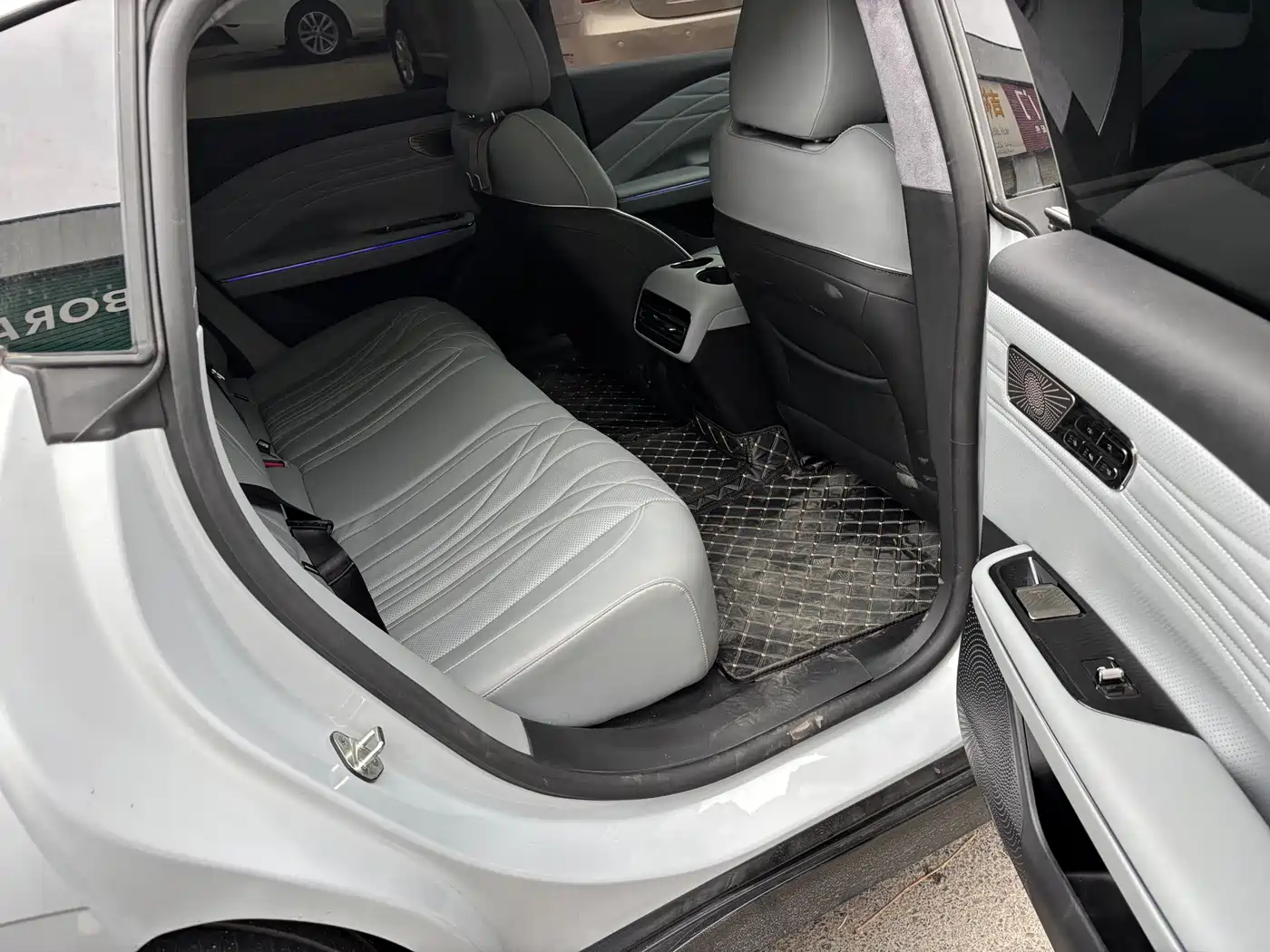 GEELY GALAXY GALAXY E8