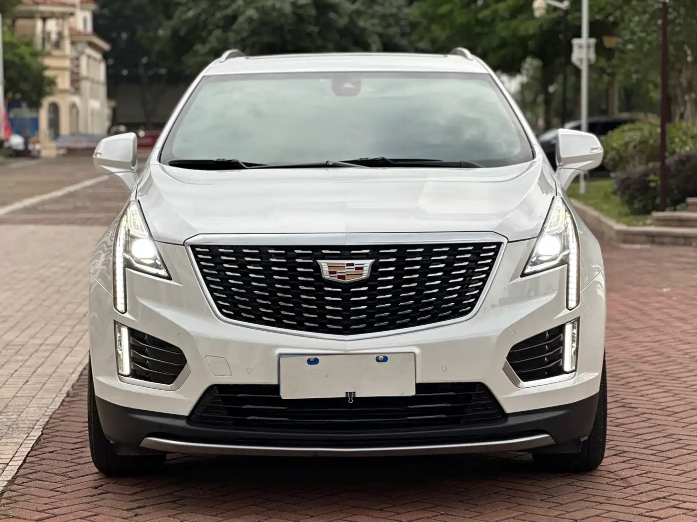 Cadillac XT5 2021 2.0T 2WD Luxury Edition фото 3