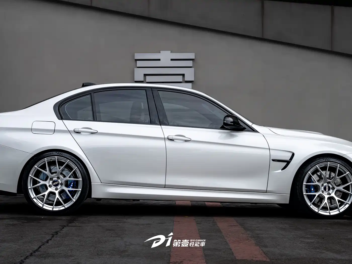 BMW M3 2018 M3 Sedan фото 3