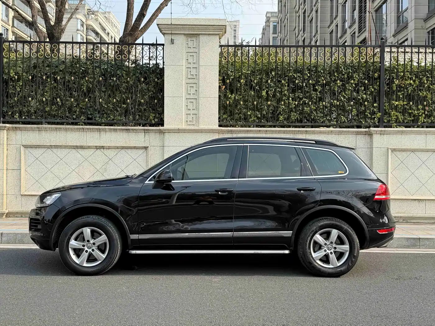 Volkswagen Touareg 2011 3.0TSI Comfort фото 3