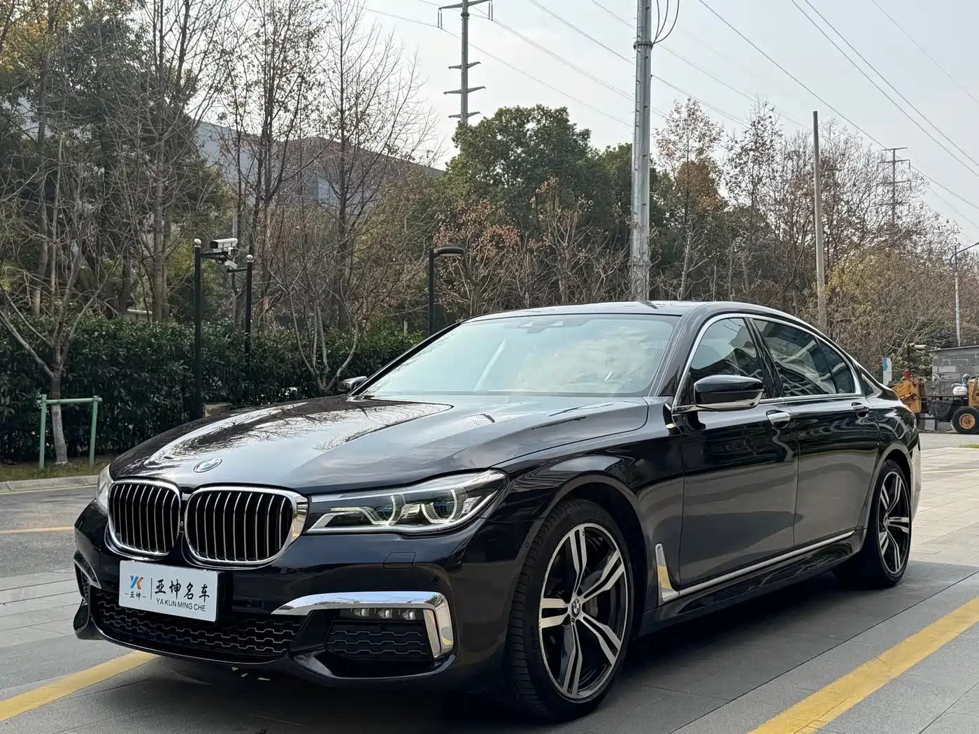 BMW 7 Series 2018 740Li xDrive Premium Type M Sport Package