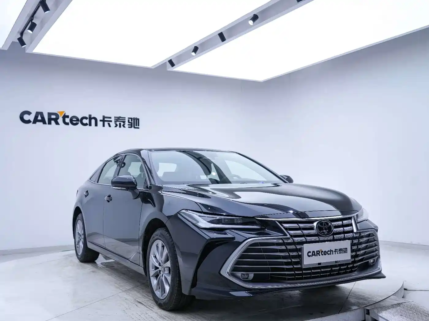 Toyota Avalon 2024 Model 2.0L Progressive Edition фото 4