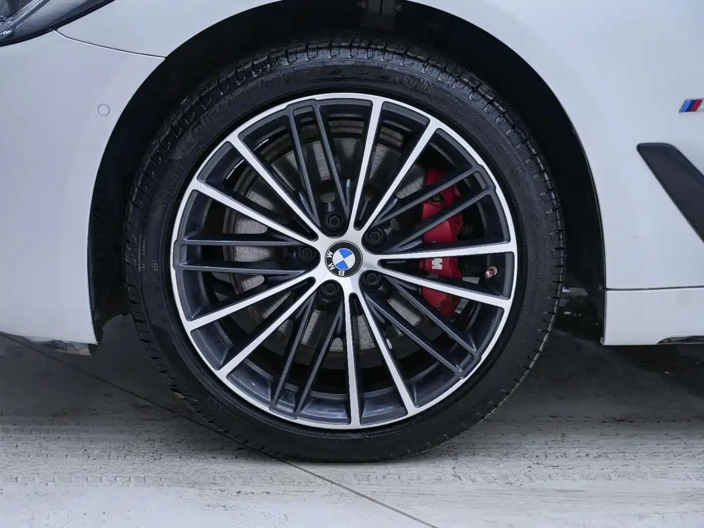 BMW 5 Series 2022 Facelift 530Li Leading M Sport Package фото 10