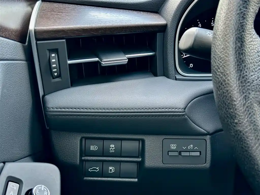 Toyota Avalon 2019 2.0L Luxury Edition (China VI) фото 19