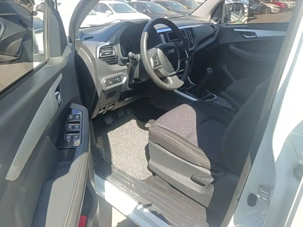 Isuzu Ruimai 2022 2022 2.8T Classic Diesel 2WD Comfort Long Wheelbase JE493ZLQ6E