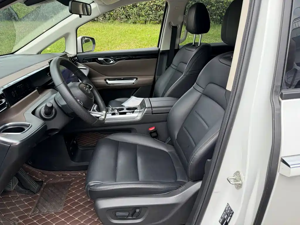 Фото 8 - GAC Trumpchi Trumpchi E8 NEV