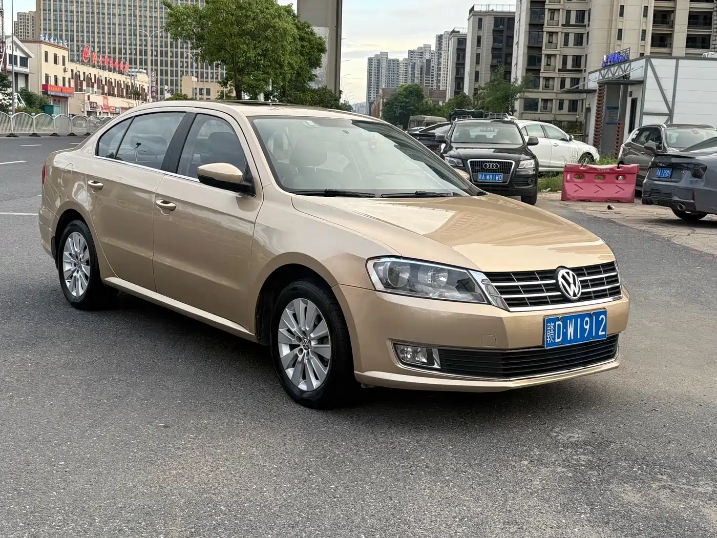 Volkswagen Lavida 2013 Facelift Classic 1.6L Automatic Comfort