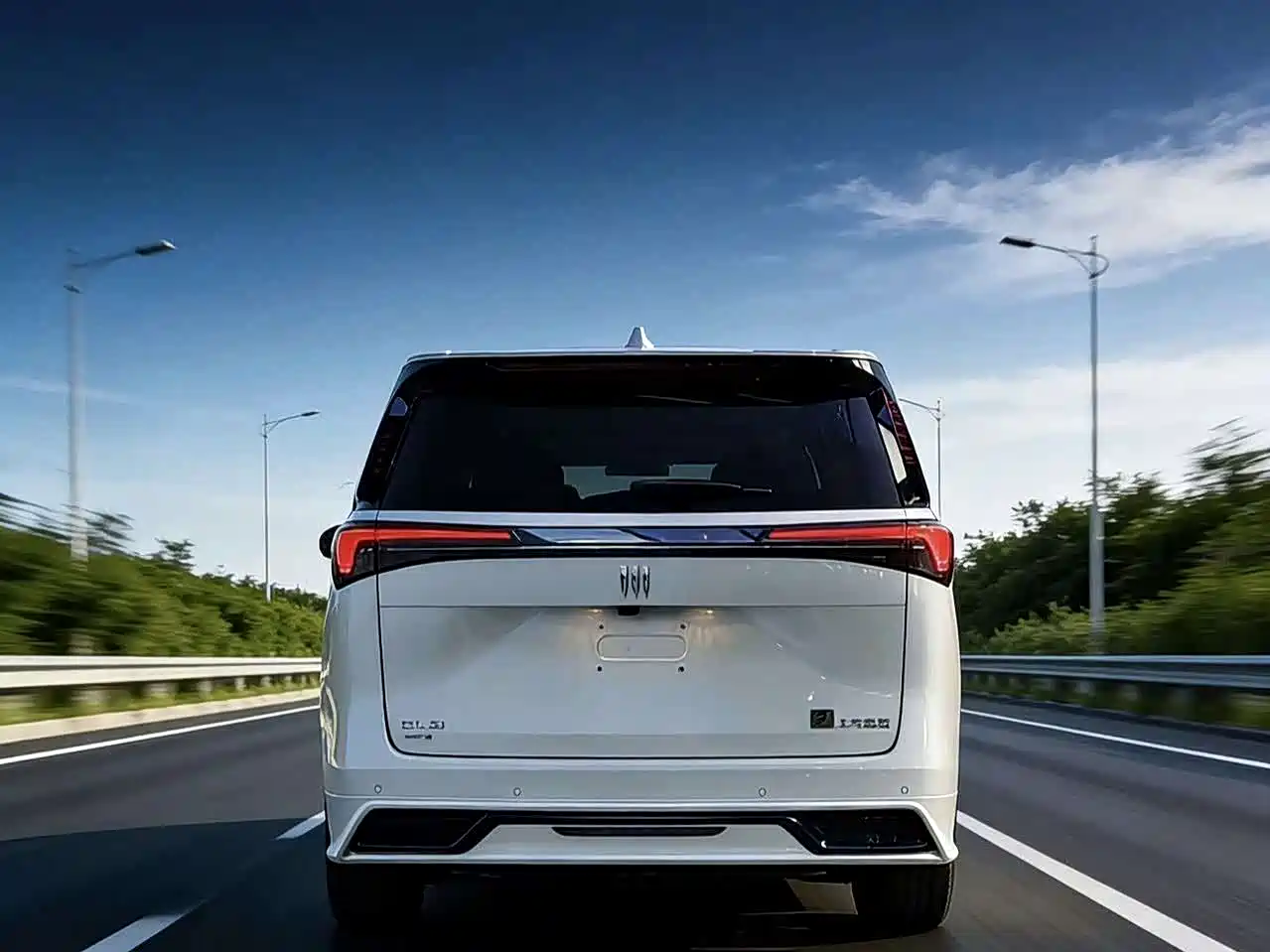 Buick GL8 2025 Land Business Class First Edition фото 4
