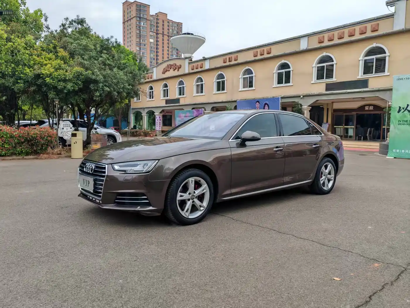 Audi A4L 2017 Plus 40 TFSI Fashion фото 3