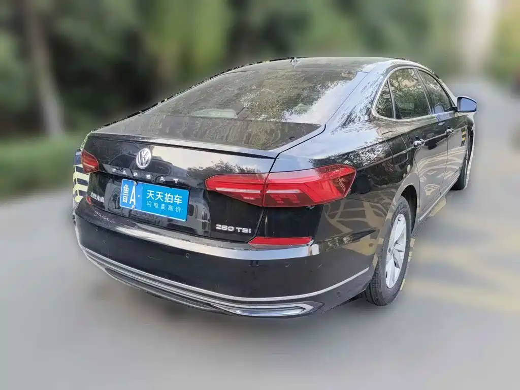صورة 2 - Volkswagen Passat