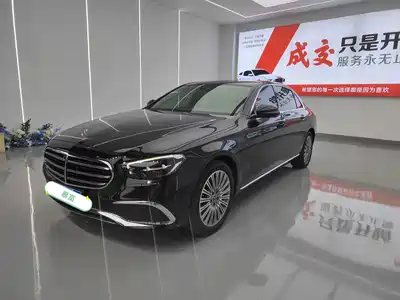 Mercedes-Benz E