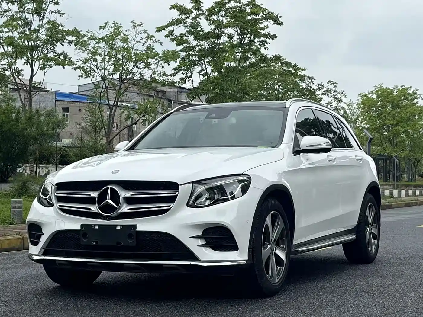 Mercedes-Benz GLC 2017 GLC 260 4MATIC Luxury